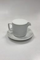 Royal Copenhagen Hvidpot Kande No. 6265 med låg og underkop No. 6238/6265