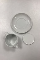 Royal Copenhagen Hvidpot Kande No. 6265 med låg og underkop No. 6238/6265