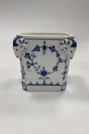 Royal Copenhagen Musselmalet Riflet Urtepotteskjuler No. 124