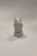 Royal Copenhagen Figur af Isbjørn på sokkel No. 335