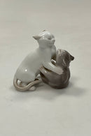 Royal Copenhagen Figur Legende Katte No. 1025/547