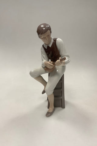 Bing og Grøndahl Figur - Mandolinspiller No. 1600