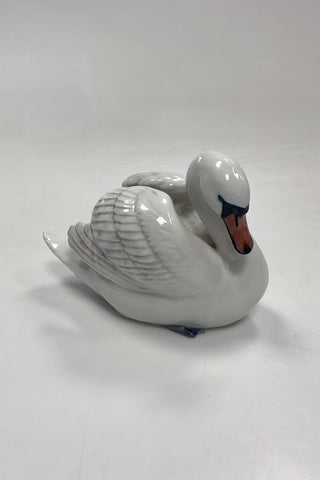 Royal Copenhagen Figur af Svane No. 359