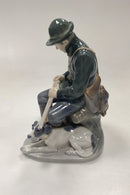 Royal Copenhagen Figur - Jæger med Hund No. 1087