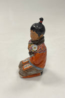 Royal Copenhagen Overglasur Figur Grønlandsk Pige No. 12415
