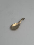Georg Jensen Forgyldt Sterling Sølv Ornamental Salt Ske No 110.  Måler 4,1cm / 1.61 inch
