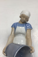Bing og Grøndahl Figur - Pige med mælkespand No. 2181