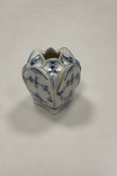 Royal Copenhagen Musselmalet Riflet Bordkortholder og Vase No. 495