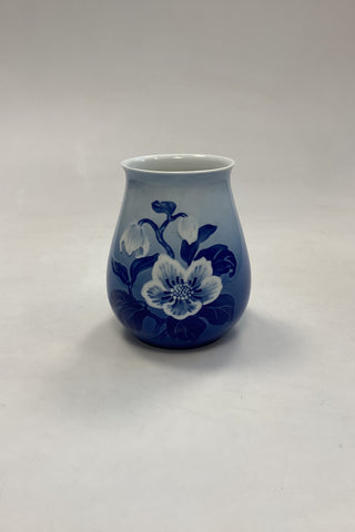 Bing og Grøndahl Julerose Vase No. 202