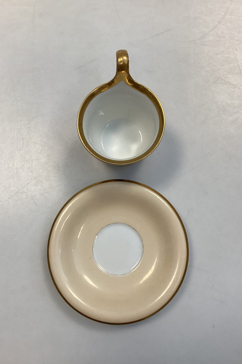 Antik Royal Copenhagen Efeu Kaffekop med høj Hank