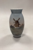 Bing og Grøndahl Vase med Møllemotiv No. 420/8682