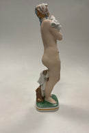 Royal Copenhagen Gerhard Henning overglasur figur af Badende Pige No 2428