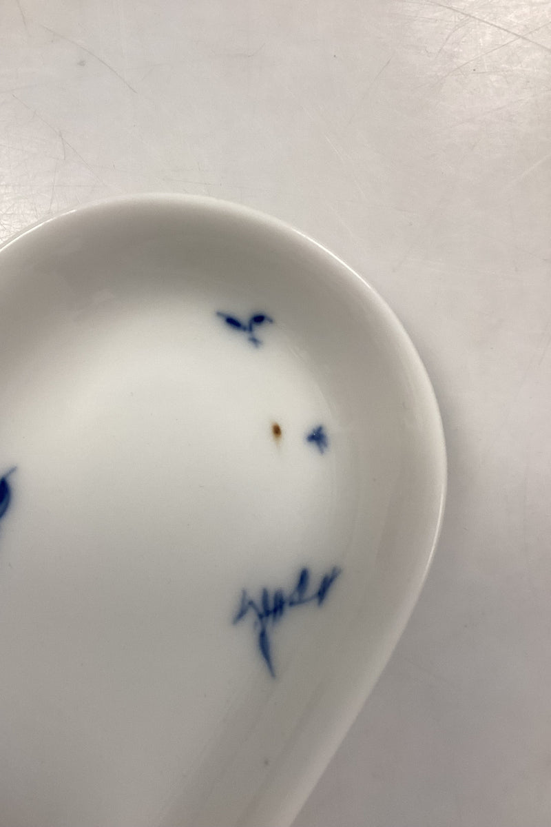 Royal Copenhagen Bleu Royal Aflangt Fad No. 14024