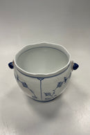 Royal Copenhagen Musselmalet Riflet Urtepotteskjuler No. 126