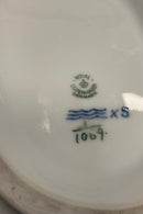 Royal Copenhagen Musselmalet Helblonde Jardiniere No. 1069  Måler 38cm / 14.96 inch  Mærket som en anden sortering, da der er brændingfejl, på en blonde. Se billede
