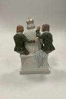 Royal Copenhagen Figur Kejserens Nye Klæder No 1288.