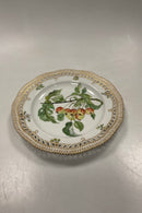 Royal Copenhagen Privat Malet Flora Danica Frugttallerken No. 3554