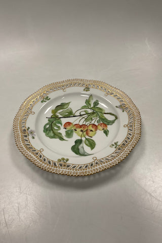Royal Copenhagen Privat Malet Flora Danica Frugttallerken No. 3554