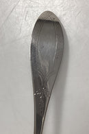 Ornamental Dekorations ske i sølv 1832 med Sneglehus