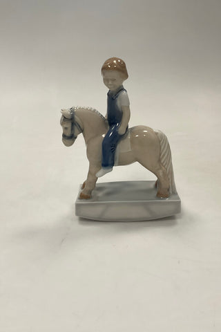 Royal Copenhagen Figur af Pige på Hest No. 5651