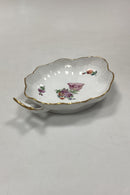 Royal Copenhagen Saxon Flower Light Serving dish No 1598