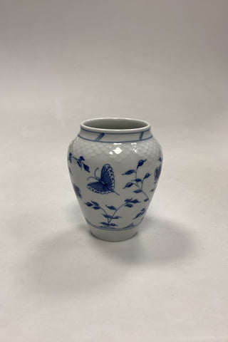Bing og Grøndahl Sommerfugl Vase No. 681