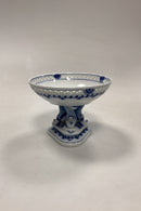 Bing og Grøndahl Dickens Sommerfugl, Gennembrudt Bonbonskål på Fod No. 451.6