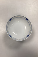 Bing og Grøndahl Dickens Sommerfugl, Gennembrudt Bonbonskål på Fod No. 451.6