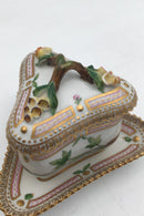 Royal Copenhagen Flora Danica 20/3575 + 20/3576 Trekantet Cremekop - Danam Antik