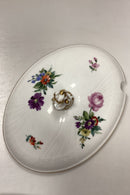 Royal Copenhagen Saksisk Blomst Let Terrin No. 1666 med underfad No. 493/1671