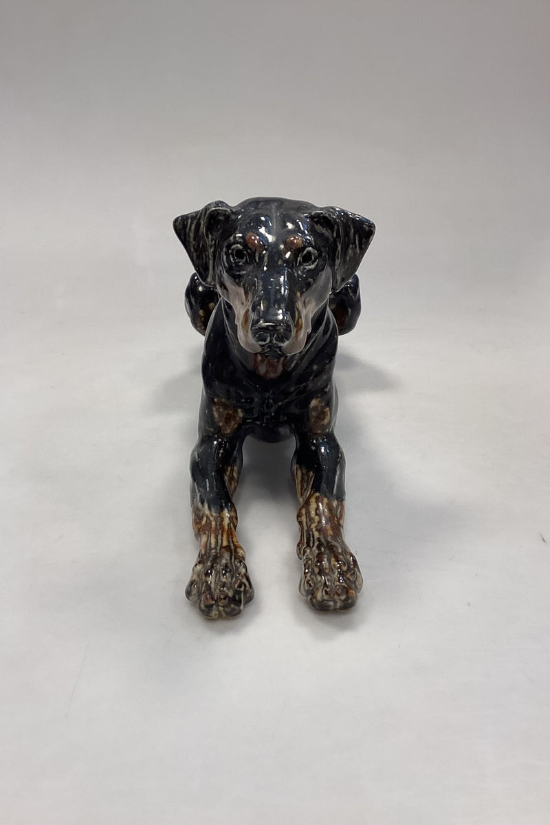 Royal Copenhagen Figur af hund - Dobermann No. 22691