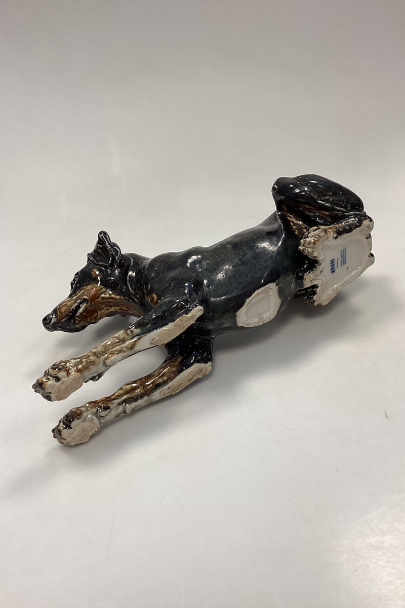 Royal Copenhagen Figur af hund - Dobermann No. 22691