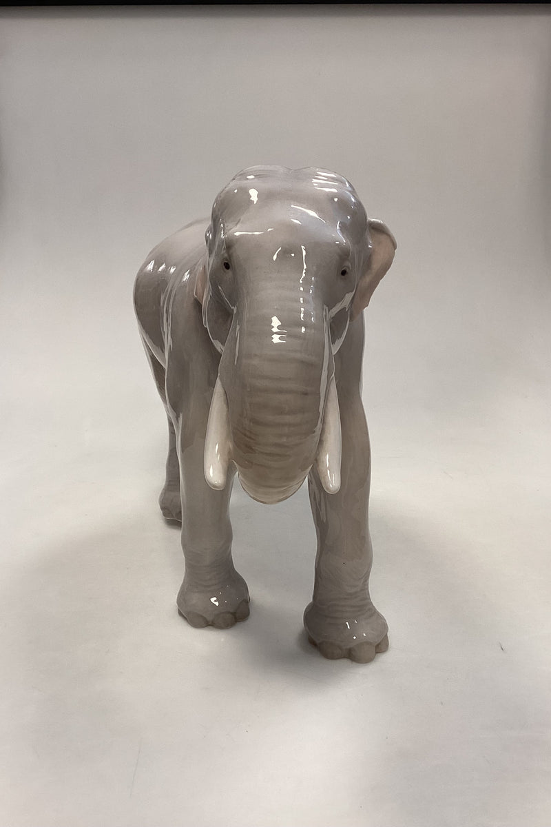 Royal Copenhagen Figur Elefant No. 447