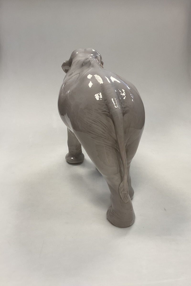 Royal Copenhagen Figur Elefant No. 447