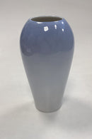 Royal Copenhagen Art Nouveau Vase med Blå og Hvid Blomster motiv No. 2679/295