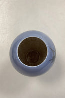 Royal Copenhagen Art Nouveau Vase med Blå og Hvid Blomster motiv No. 2679/295