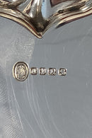 Ornamenteret Engelsk Sølvplet Serveringsbakke med ben