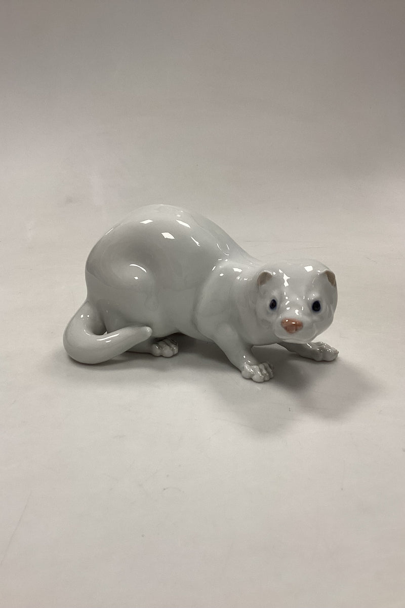 Royal Copenhagen Figur af Hvid Mink No. 4654