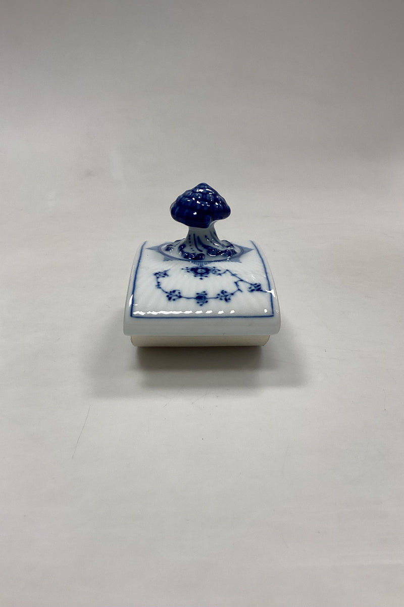 Royal Copenhagen Musselmalet Riflet Blækvugge No. 2034