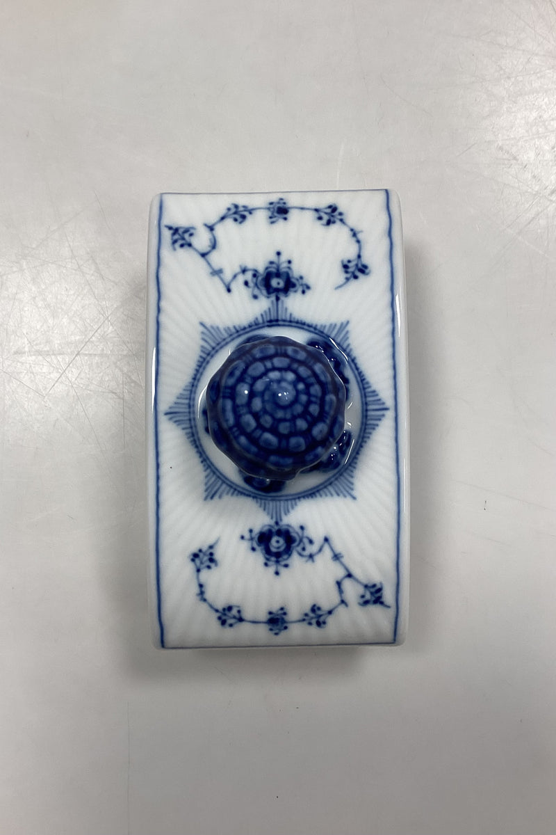 Royal Copenhagen Musselmalet Riflet Blækvugge No. 2034