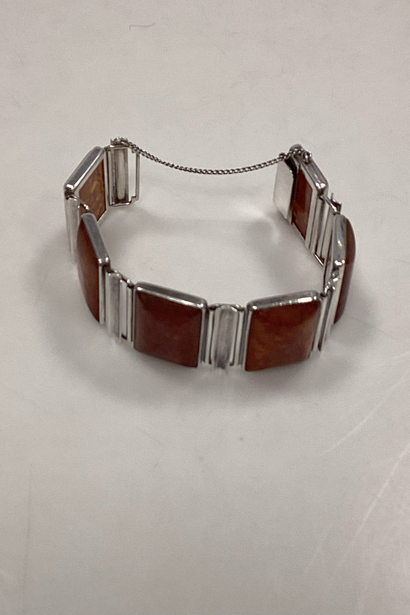 Armbånd i Sterling Sølv pyntet med rav