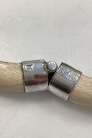 Armbånd af Elfenben med hængsler af Sterling Sølv