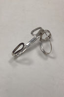 Hand jewelry for the left hand in Sterling Silver