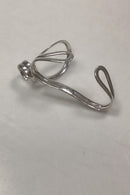 Hand jewelry for the left hand in Sterling Silver