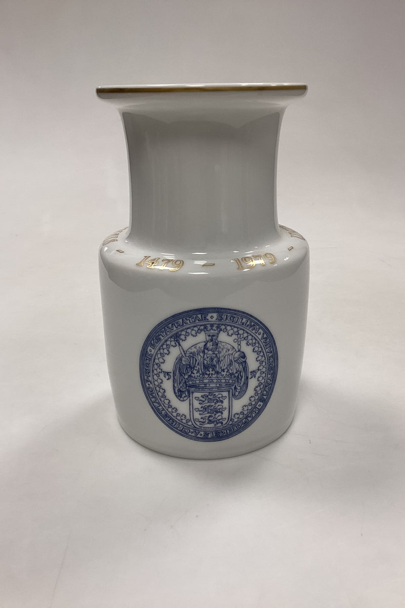 Bing og Grøndahl Vase No. 1890/5750 - Københavns Universitet 500 års Jubilæum