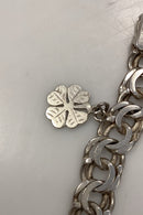 Bismarck armbånd i sølv med Firkløver vedhæng