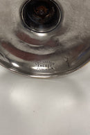 Par Høje Lysestager i Sølvplet af I. P. C. Hansen