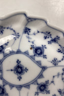 Royal Copenhagen  Musselmalet Riflet Bladformet Asiet No. 143