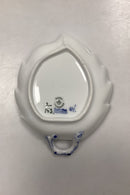 Royal Copenhagen  Musselmalet Riflet Bladformet Asiet No. 143