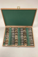 Stor Samling af Byskeer i Sølvplet